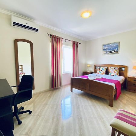 Quarteira Central By Homing Exterior photo